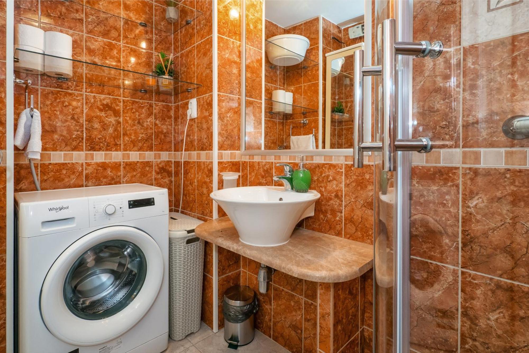 Relaxing 2Bd Apartment, Ground Floor - Walk To Old Town Split Eksteriør billede