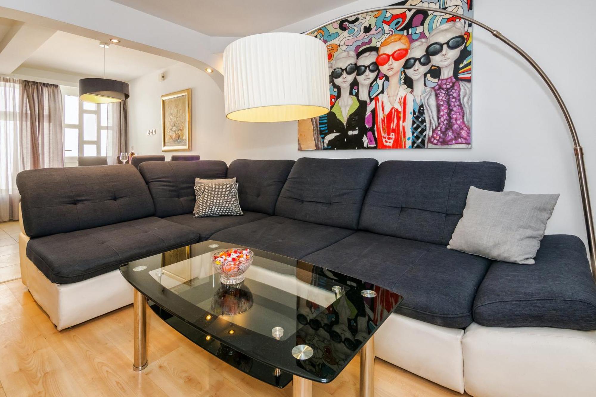 Relaxing 2Bd Apartment, Ground Floor - Walk To Old Town Split Eksteriør billede