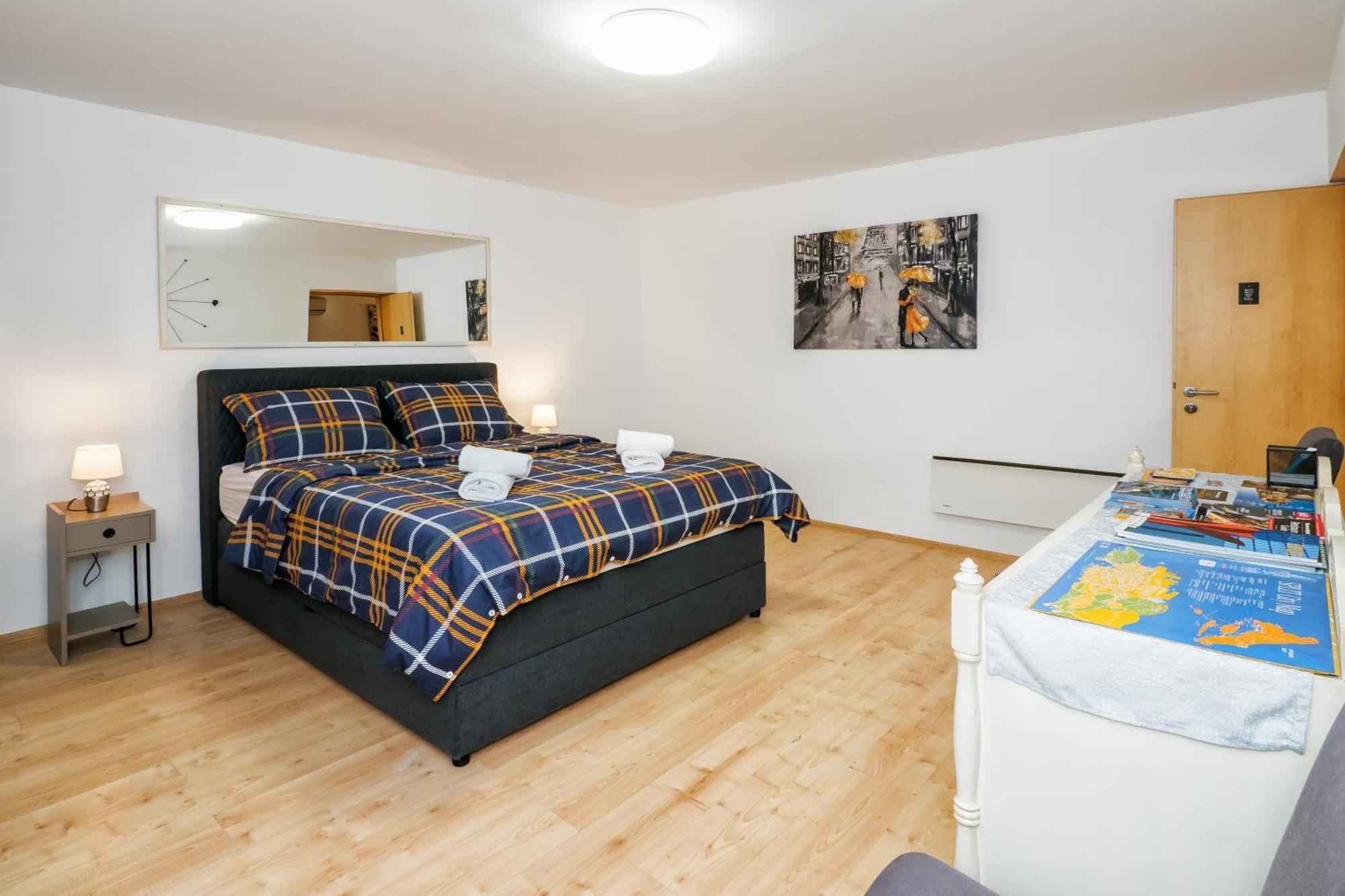 Relaxing 2Bd Apartment, Ground Floor - Walk To Old Town Split Eksteriør billede